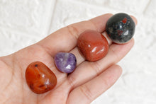Load image into Gallery viewer, Tumbled Crystals Kit | ARIES | Stones Gift | Zodiac Set