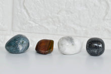 Load image into Gallery viewer, Tumbled Crystals Kit | GEMINI | Stones Gift | Zodiac Set