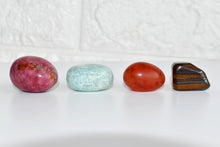 Load image into Gallery viewer, Tumbled Crystals Kit | CANCER | Stones Gift | Zodiac Set