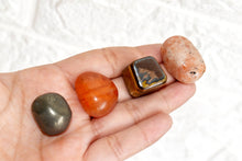 Load image into Gallery viewer, Tumbled Crystals Kit | LEO | Stones Gift | Zodiac Set