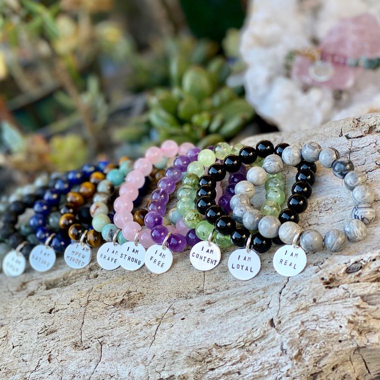 I am ...Holistic Healing Affirmations to Channel Positive Energy and Calmness.